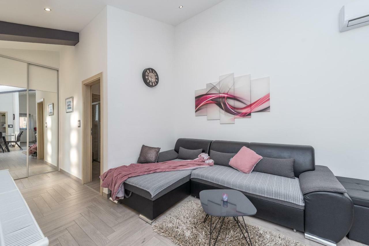 Apartments Luky Задар Екстер'єр фото
